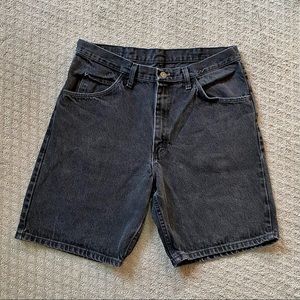 Men’s Vintage Wrangler Black Denim Shorts Size 33